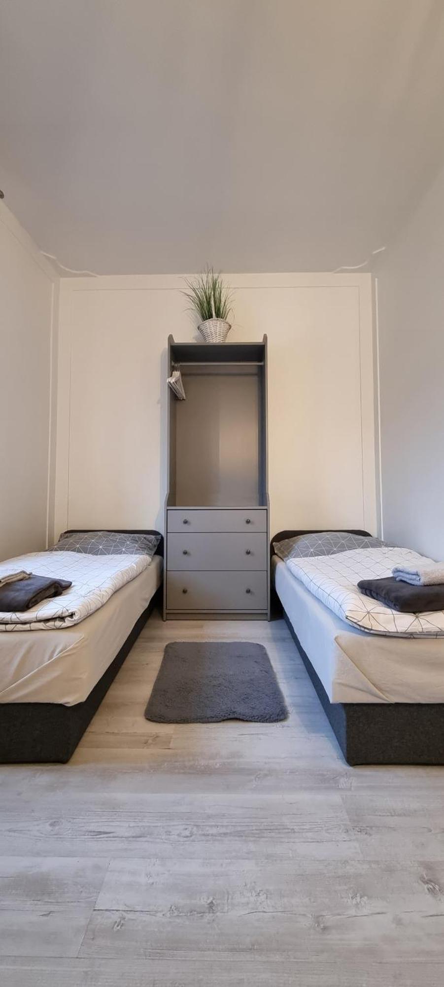 Noclegi Bud-Len Świebodzice Esterno foto