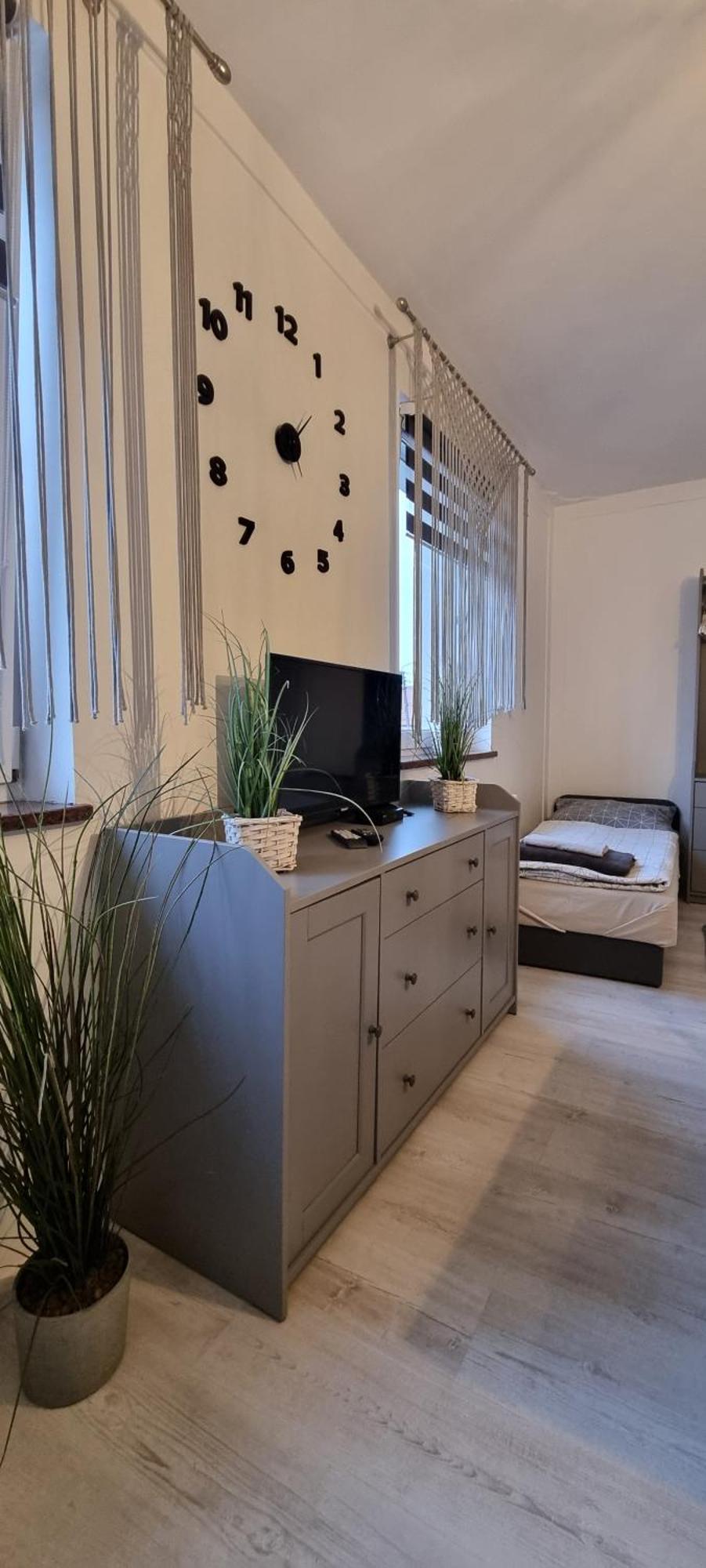 Noclegi Bud-Len Świebodzice Esterno foto