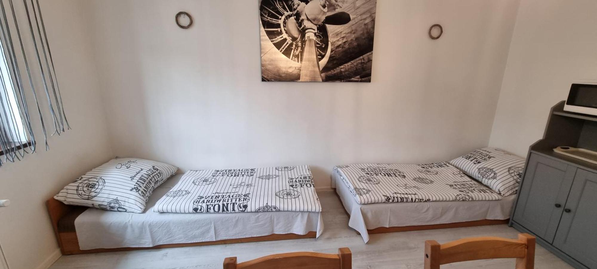 Noclegi Bud-Len Świebodzice Esterno foto